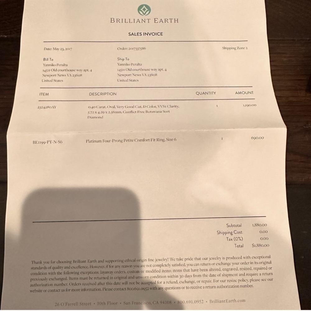 Stunning Silver Ring With Sparkling Gemstone - image 8